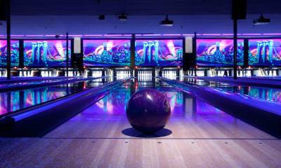 Purple bowling club ppt background
