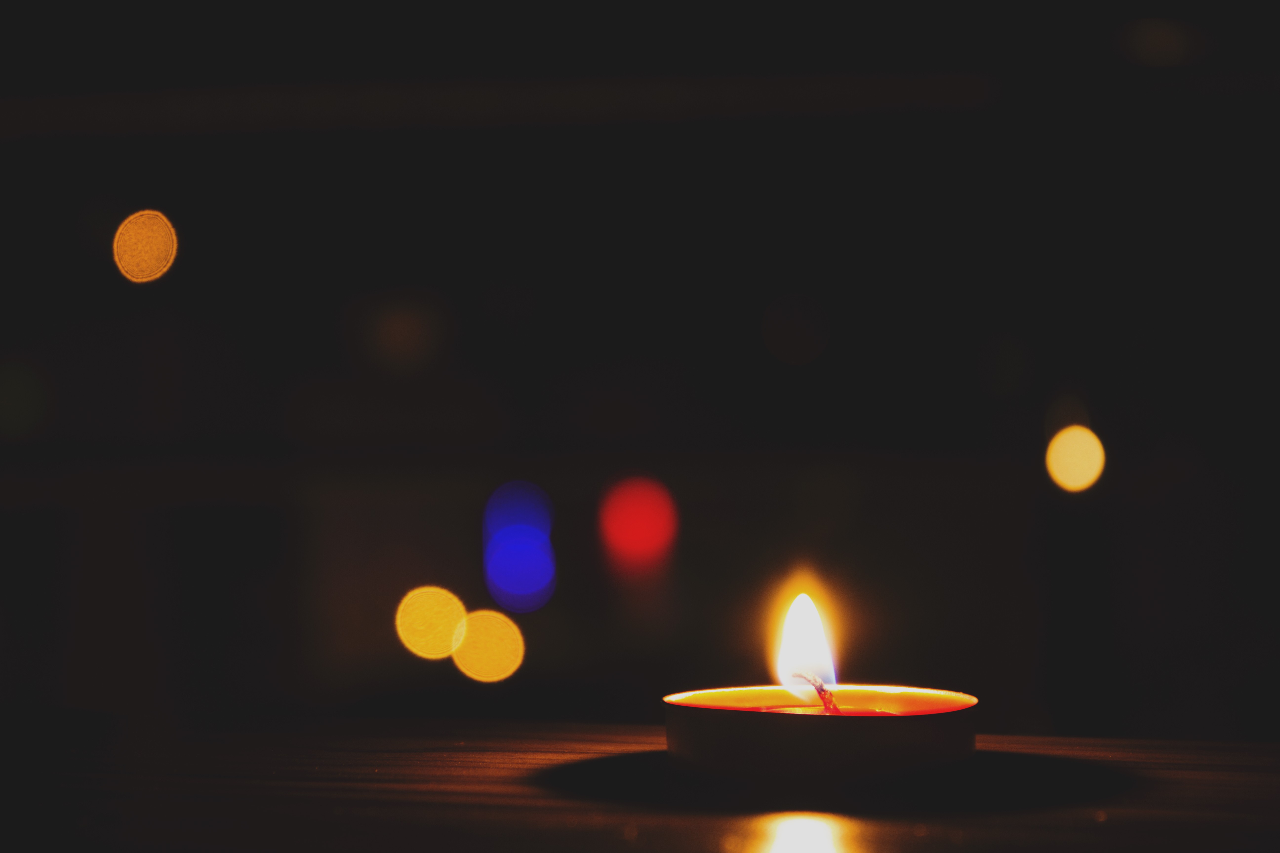 Single candle ppt background 