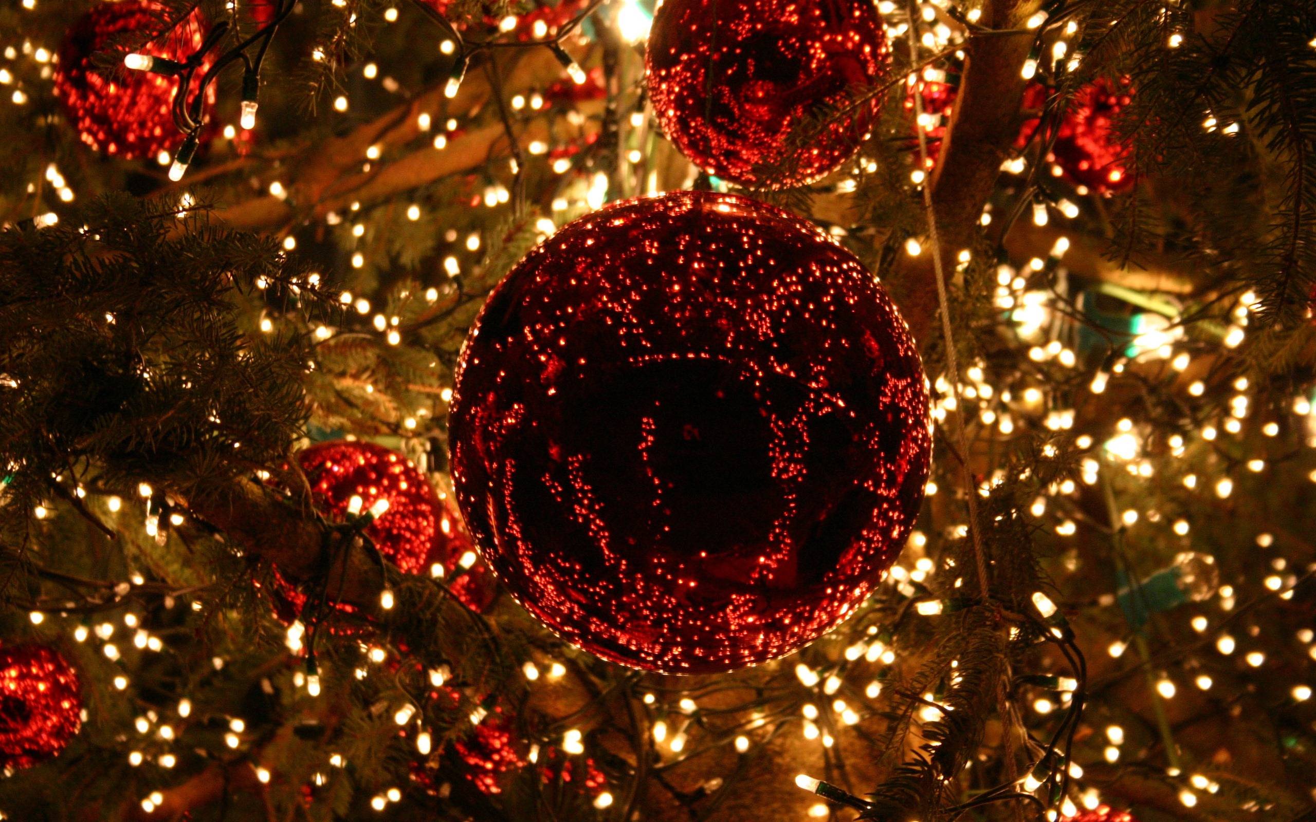 red hanging christmas lights wallpapers backgrounds