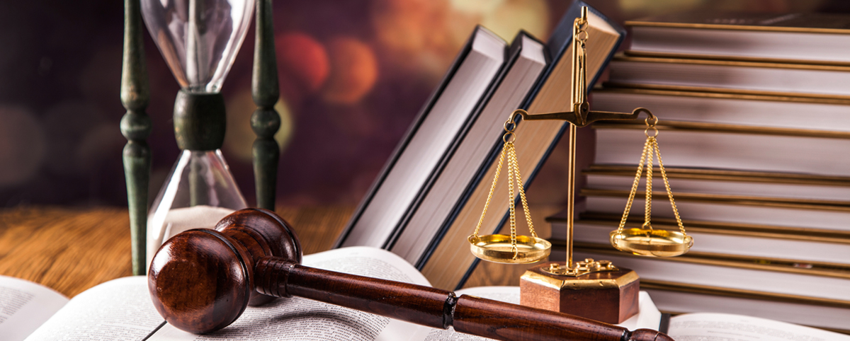 hourglass, books, scales, gavel, table, lawyer background desktop free 